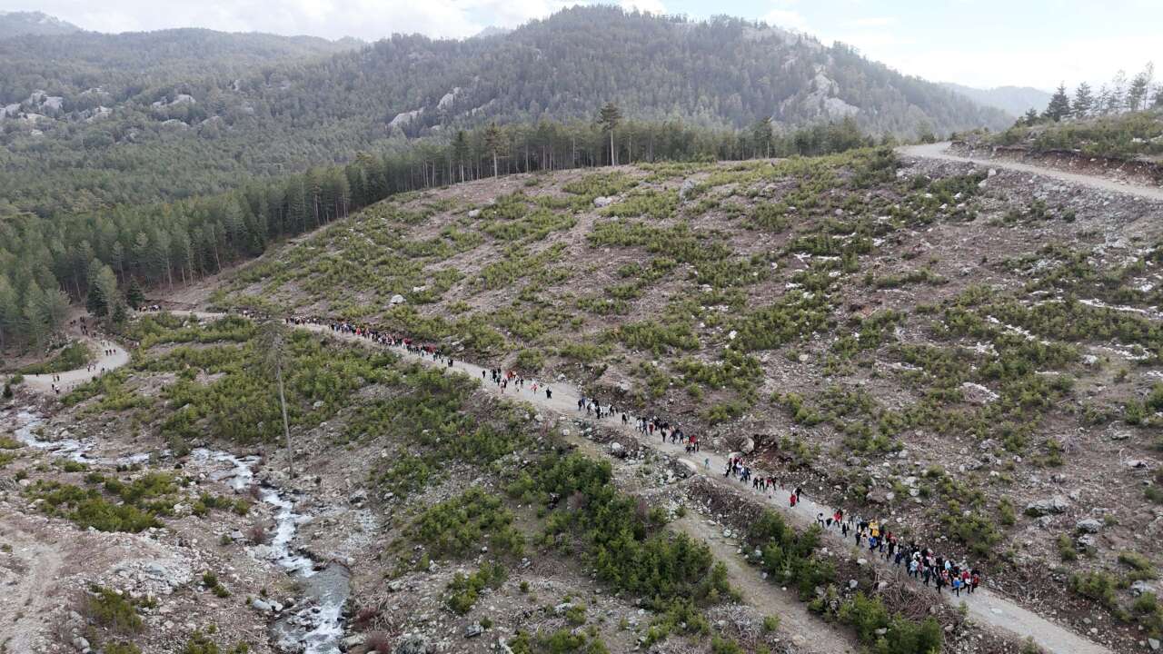 Konya’nın ünlü yaylası Muslu, kar altında 400 kişiye heyecan yaşattı 7